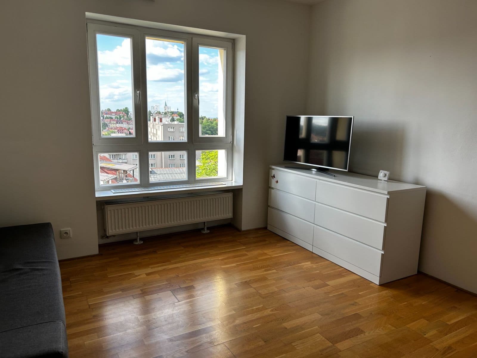 Pronájem bytu 1+kk 27 m², Šlikova, Praha, Praha Pronájem bytu 1+kk 27 m², Šlikova, Praha, Praha