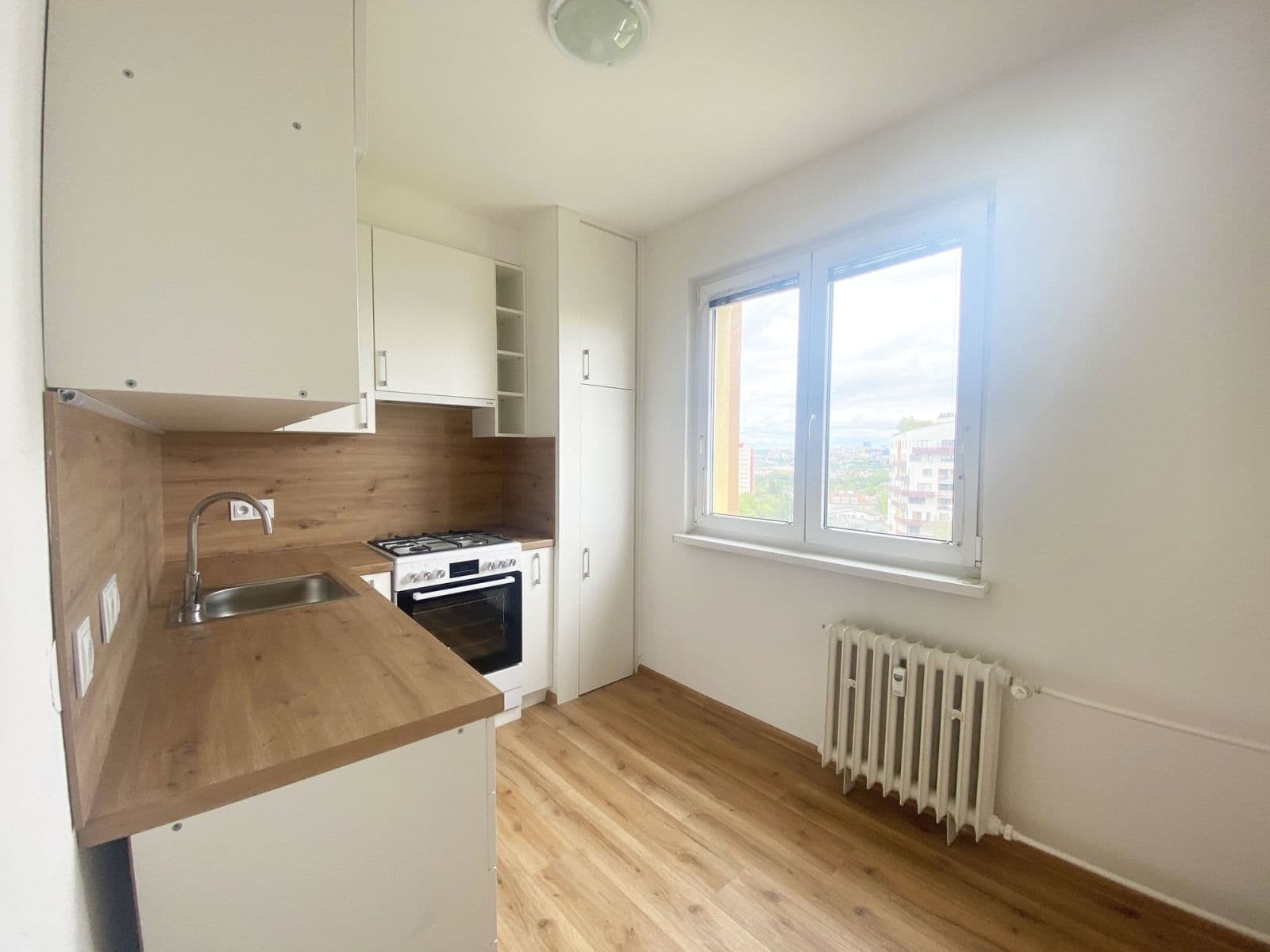 Pronájem bytu 2+1 55 m², Hyacintová, Praha, Praha Pronájem bytu 2+1 55 m², Hyacintová, Praha, Praha