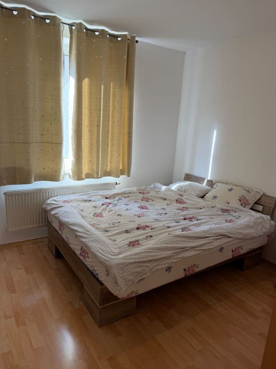 Pronájem bytu 3+kk 78 m², Šternovská, Praha, Praha Pronájem bytu 3+kk 78 m², Šternovská, Praha, Praha