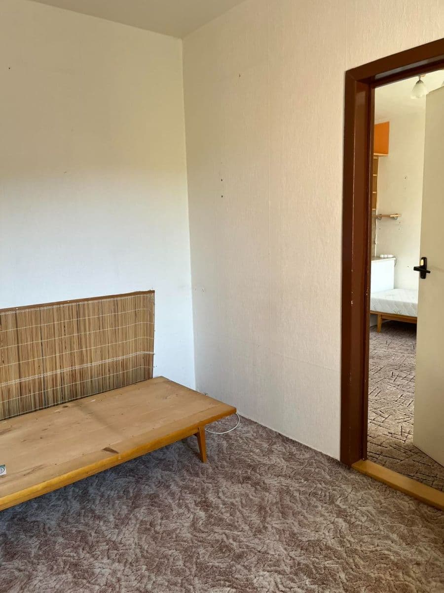Prodej bytu 2+kk 38 m², Okružní, Vsetín, Zlínský kraj Prodej bytu 2+kk 38 m², Okružní, Vsetín, Zlínský kraj