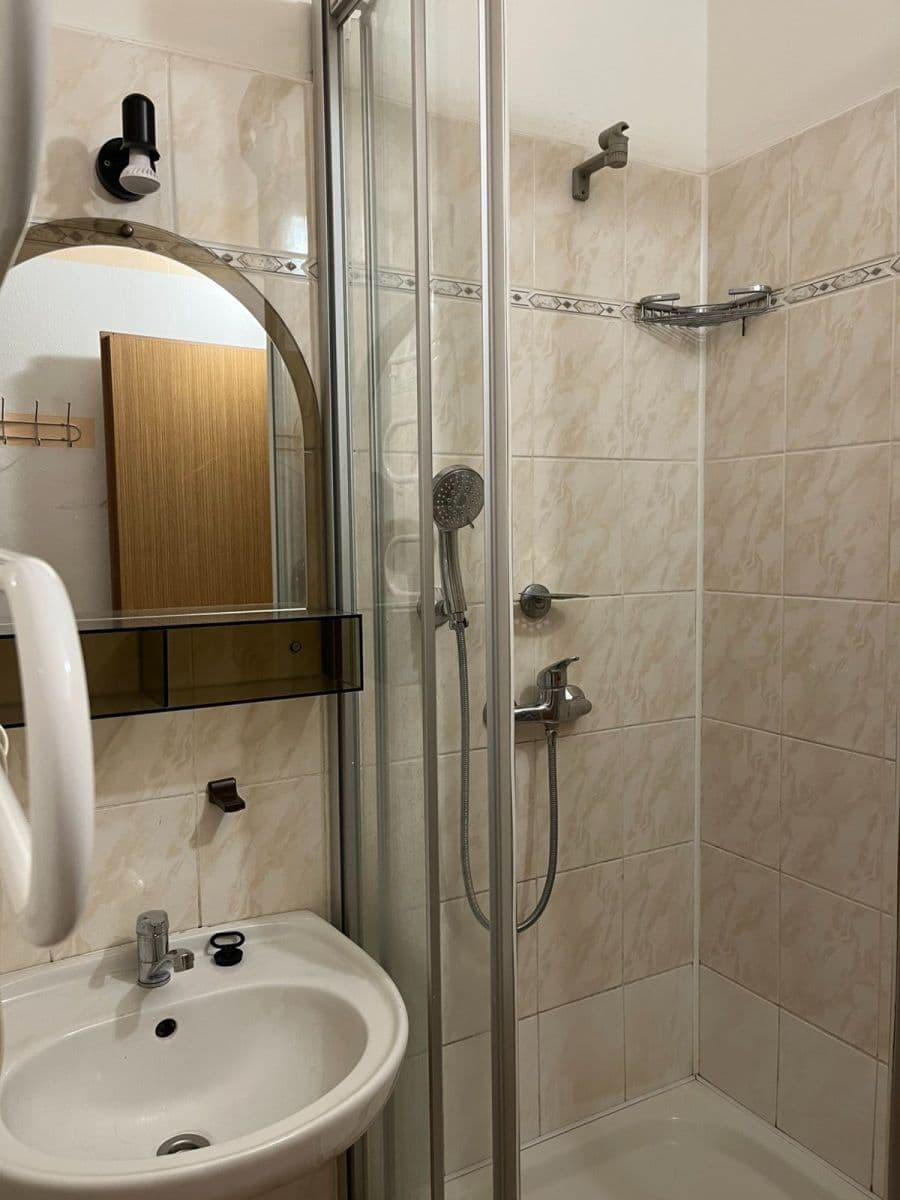 Prodej bytu 2+kk 38 m², Okružní, Vsetín, Zlínský kraj Prodej bytu 2+kk 38 m², Okružní, Vsetín, Zlínský kraj