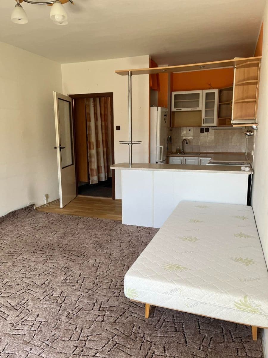 Prodej bytu 2+kk 38 m², Okružní, Vsetín, Zlínský kraj Prodej bytu 2+kk 38 m², Okružní, Vsetín, Zlínský kraj