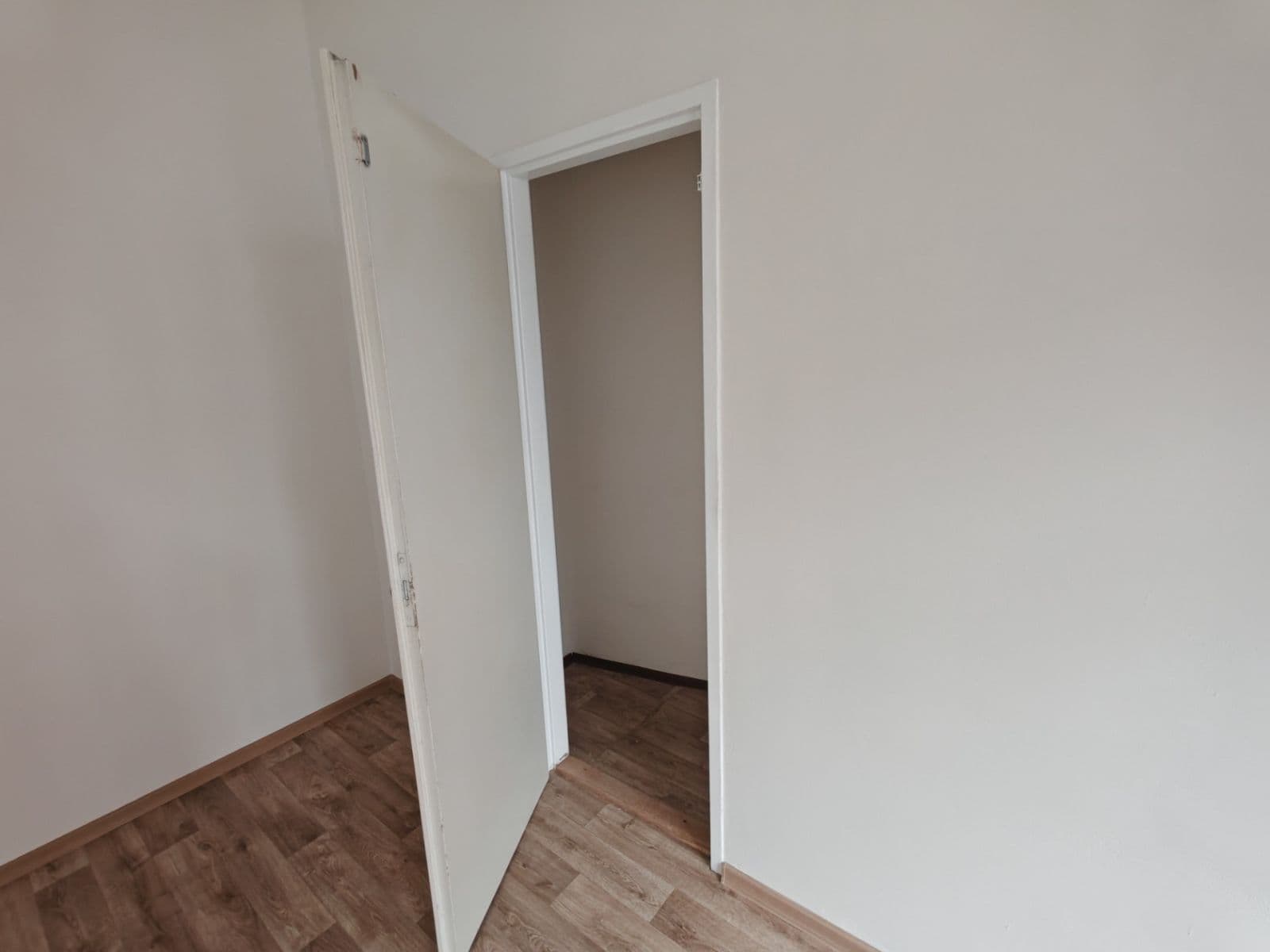 Pronájem bytu 2+kk 50 m², U Elektrárny, Praha, Praha Pronájem bytu 2+kk 50 m², U Elektrárny, Praha, Praha