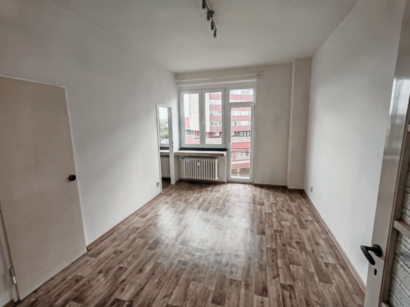 Pronájem bytu 2+kk 50 m², U Elektrárny, Praha, Praha Pronájem bytu 2+kk 50 m², U Elektrárny, Praha, Praha