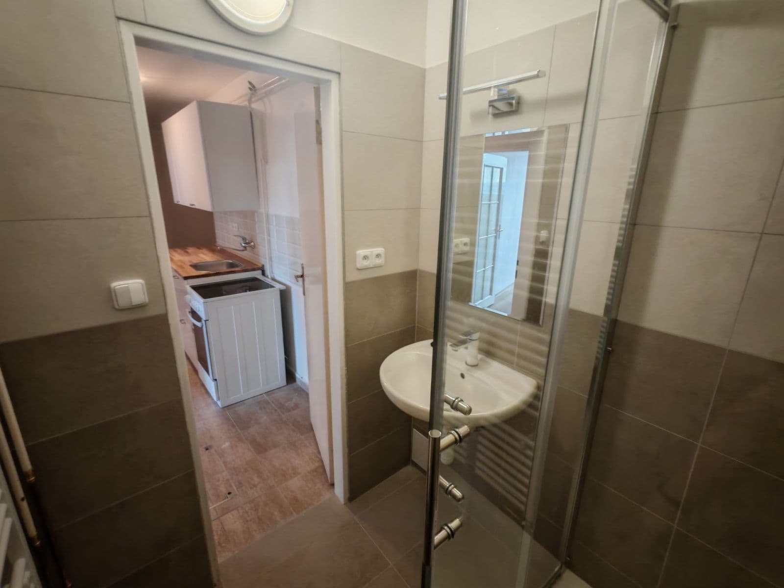 Pronájem bytu 2+kk 50 m², U Elektrárny, Praha, Praha Pronájem bytu 2+kk 50 m², U Elektrárny, Praha, Praha