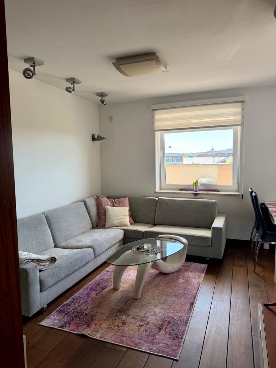 Pronájem bytu 2+kk 50 m², Nepilova, Praha, Praha Pronájem bytu 2+kk 50 m², Nepilova, Praha, Praha
