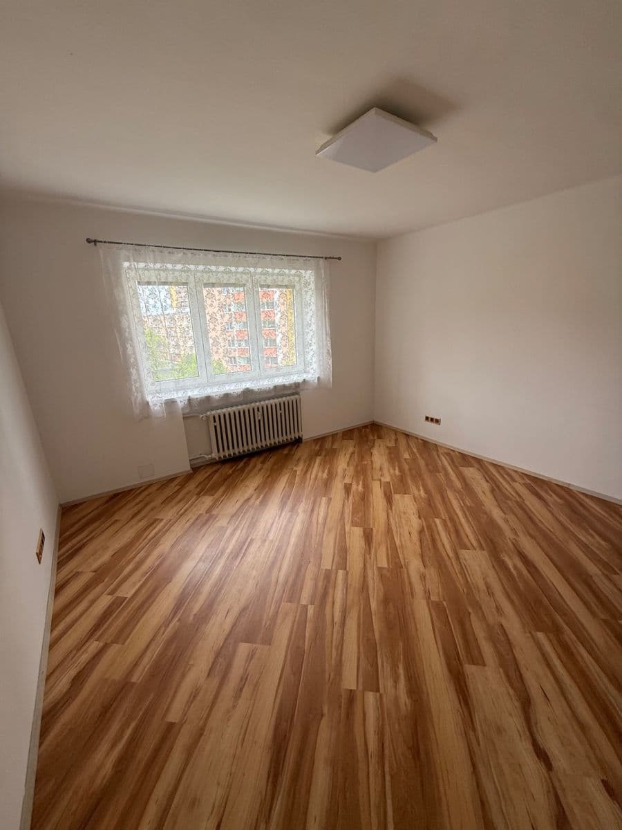 Prodej bytu 1+kk 23 m², Matouše Václavka, Vsetín, Zlínský kraj Prodej bytu 1+kk 23 m², Matouše Václavka, Vsetín, Zlínský kraj