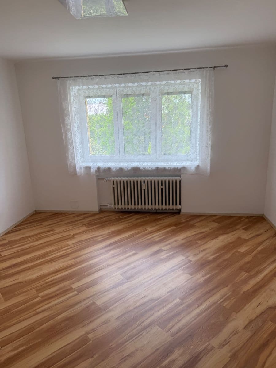 Prodej bytu 1+kk 23 m², Matouše Václavka, Vsetín, Zlínský kraj Prodej bytu 1+kk 23 m², Matouše Václavka, Vsetín, Zlínský kraj