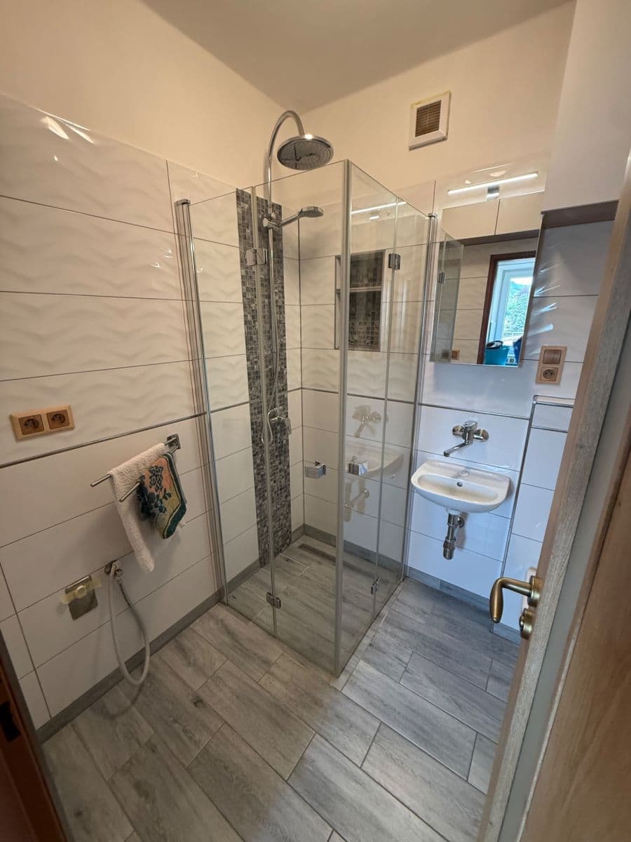 Prodej bytu 1+kk 23 m², Matouše Václavka, Vsetín, Zlínský kraj Prodej bytu 1+kk 23 m², Matouše Václavka, Vsetín, Zlínský kraj