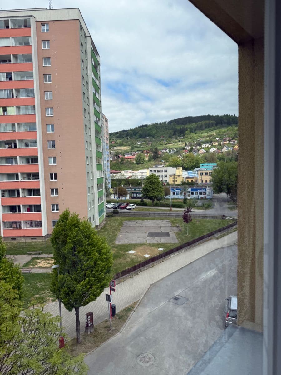 Prodej bytu 1+kk 23 m², Matouše Václavka, Vsetín, Zlínský kraj Prodej bytu 1+kk 23 m², Matouše Václavka, Vsetín, Zlínský kraj