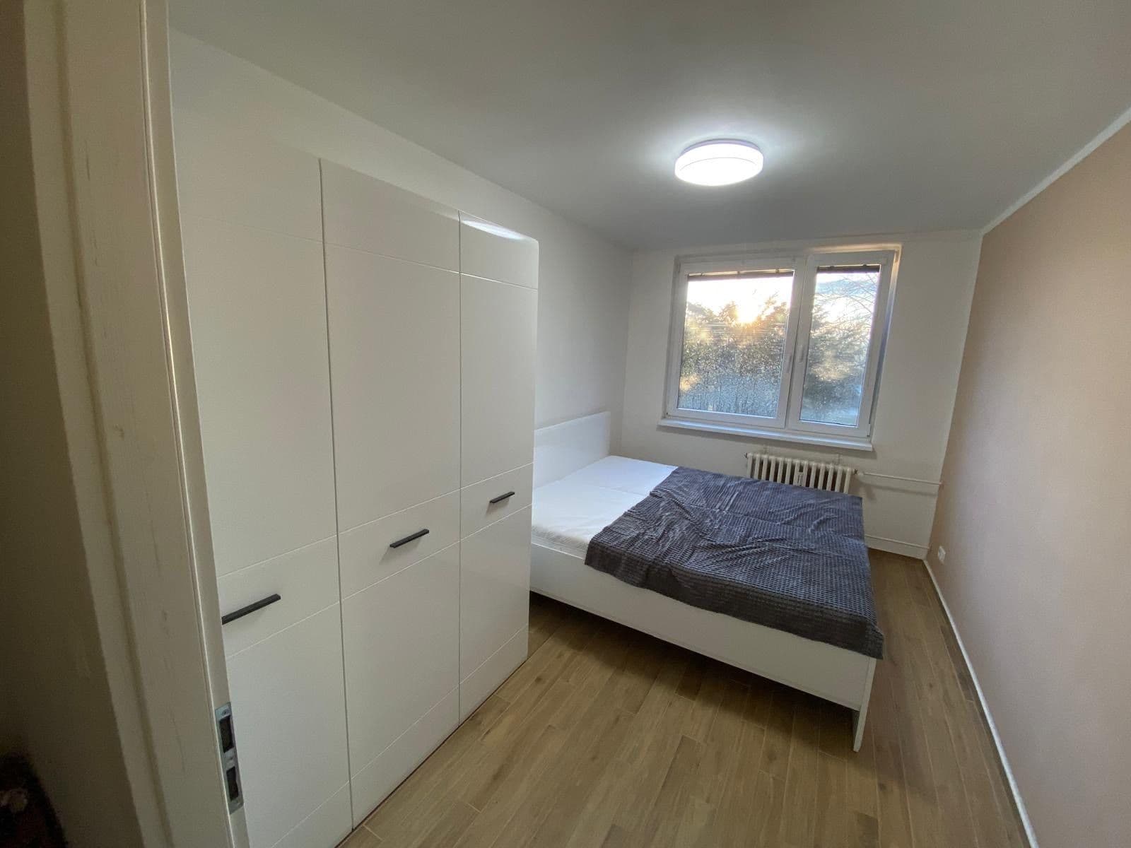 Pronájem bytu 2+kk 45 m², K vodárně, Čerčany, Středočeský kraj Pronájem bytu 2+kk 45 m², K vodárně, Čerčany, Středočeský kraj