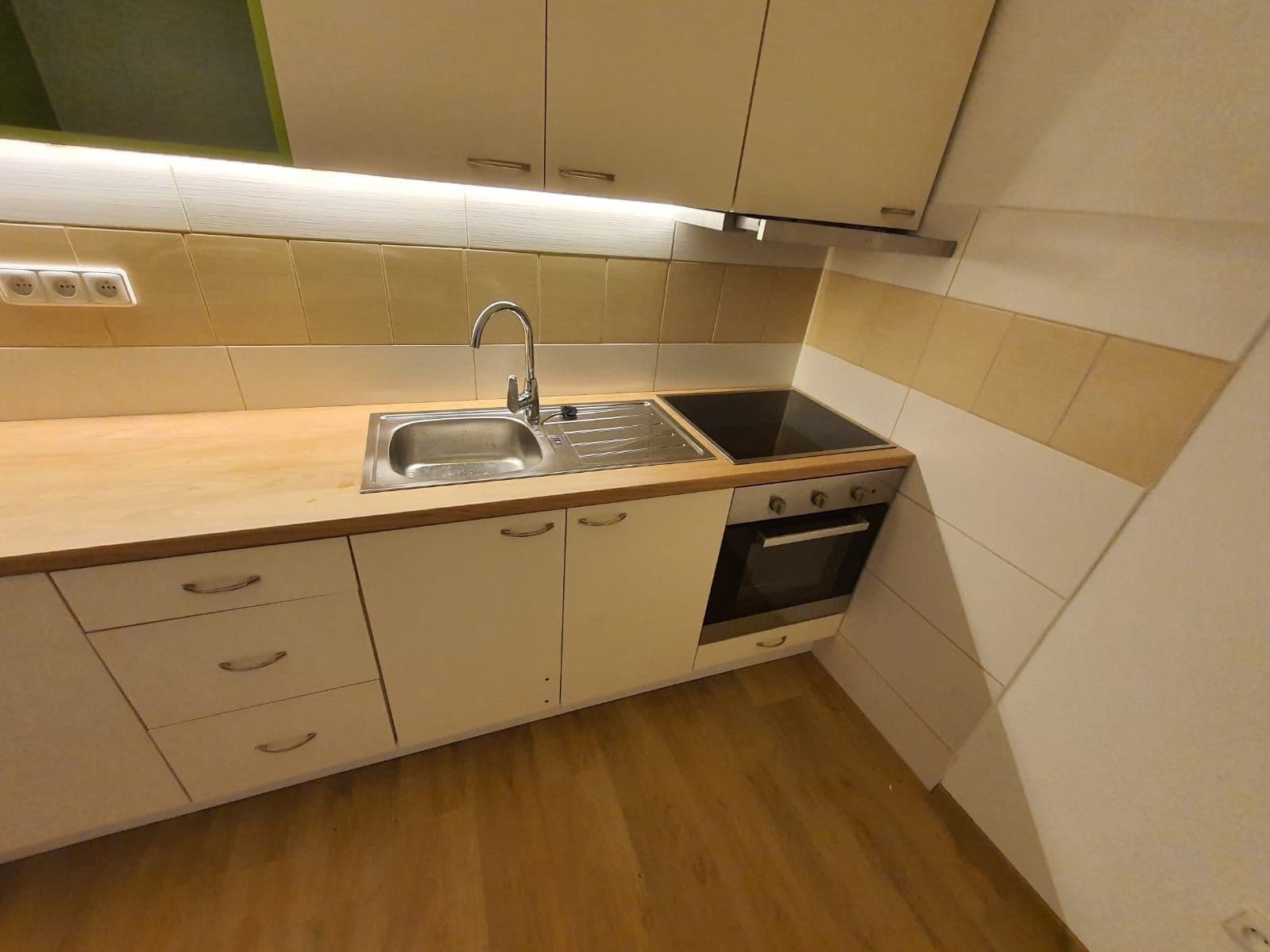 Pronájem bytu 2+1 58 m², Horní Benešov, Moravskoslezský kraj Pronájem bytu 2+1 58 m², Horní Benešov, Moravskoslezský kraj