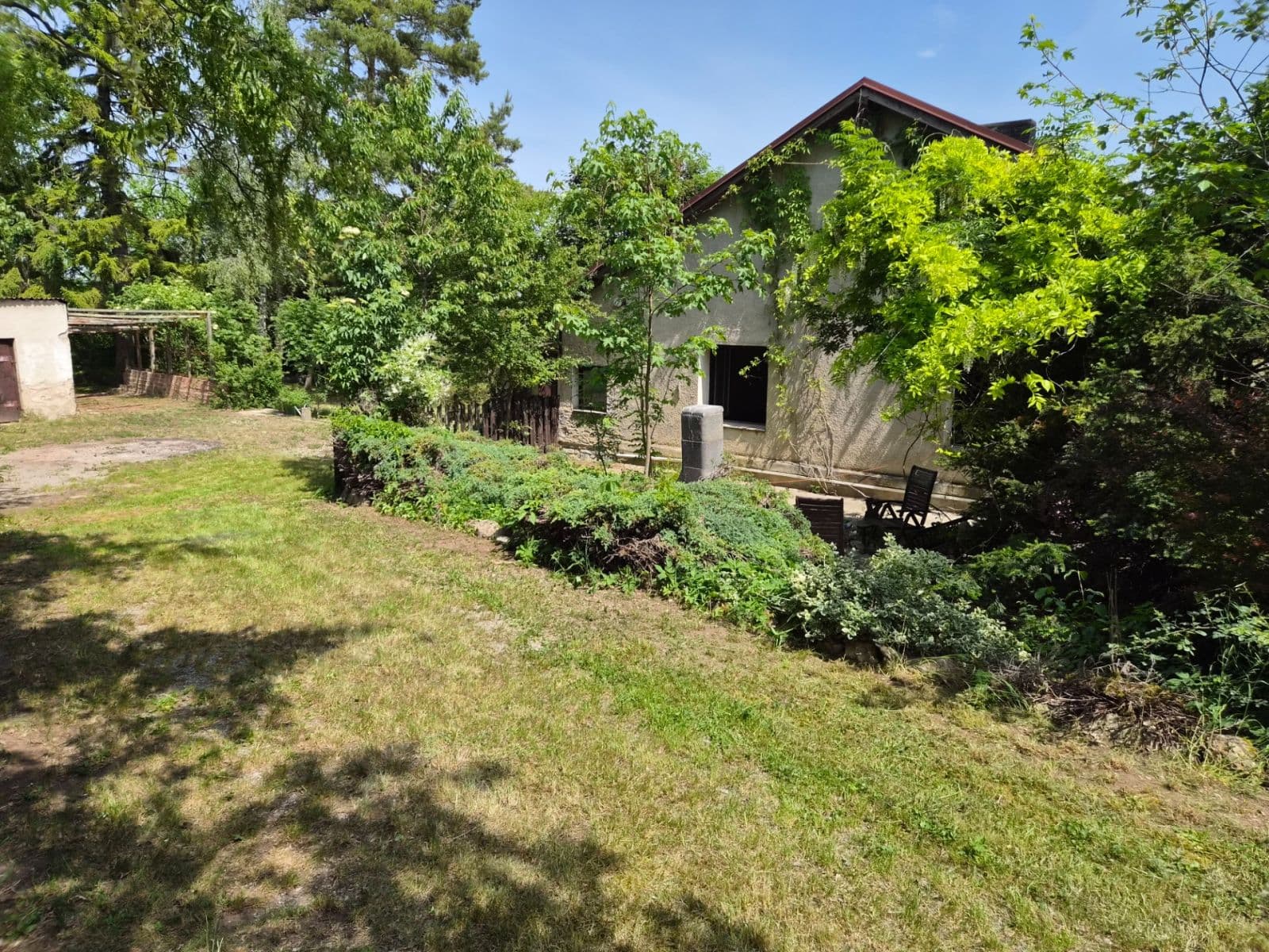 Prodej domu 140 m², pozemek 1.148 m², Mořina, Středočeský kraj Prodej domu 140 m², pozemek 1.148 m², Mořina, Středočeský kraj