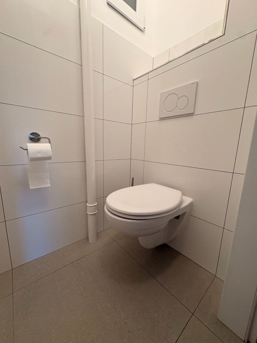 Pronájem bytu 1+kk 30 m², Kloboučnická, Praha, Praha Pronájem bytu 1+kk 30 m², Kloboučnická, Praha, Praha