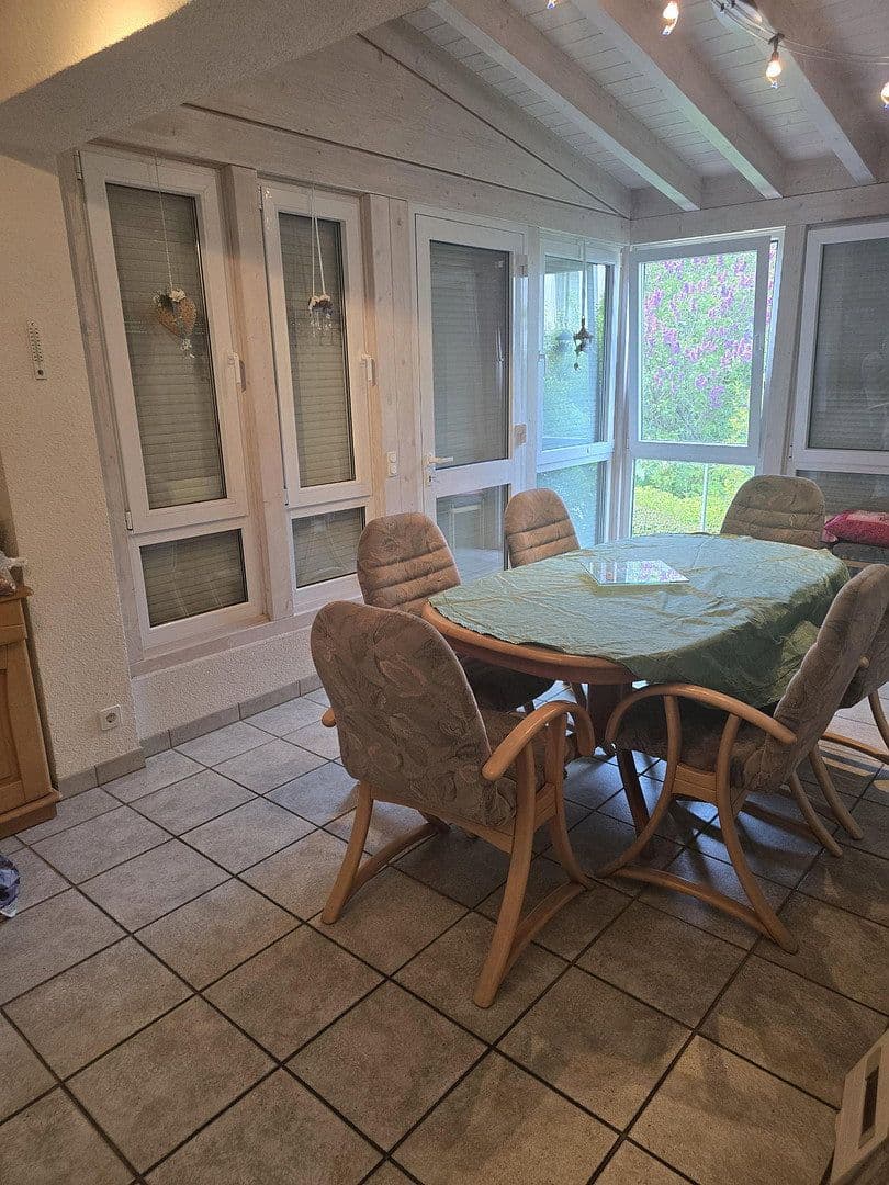 Pronájem bytu 6+1 140 m², Wehingen, Bádensko-Württembersko Pronájem bytu 6+1 140 m², Wehingen, Bádensko-Württembersko
