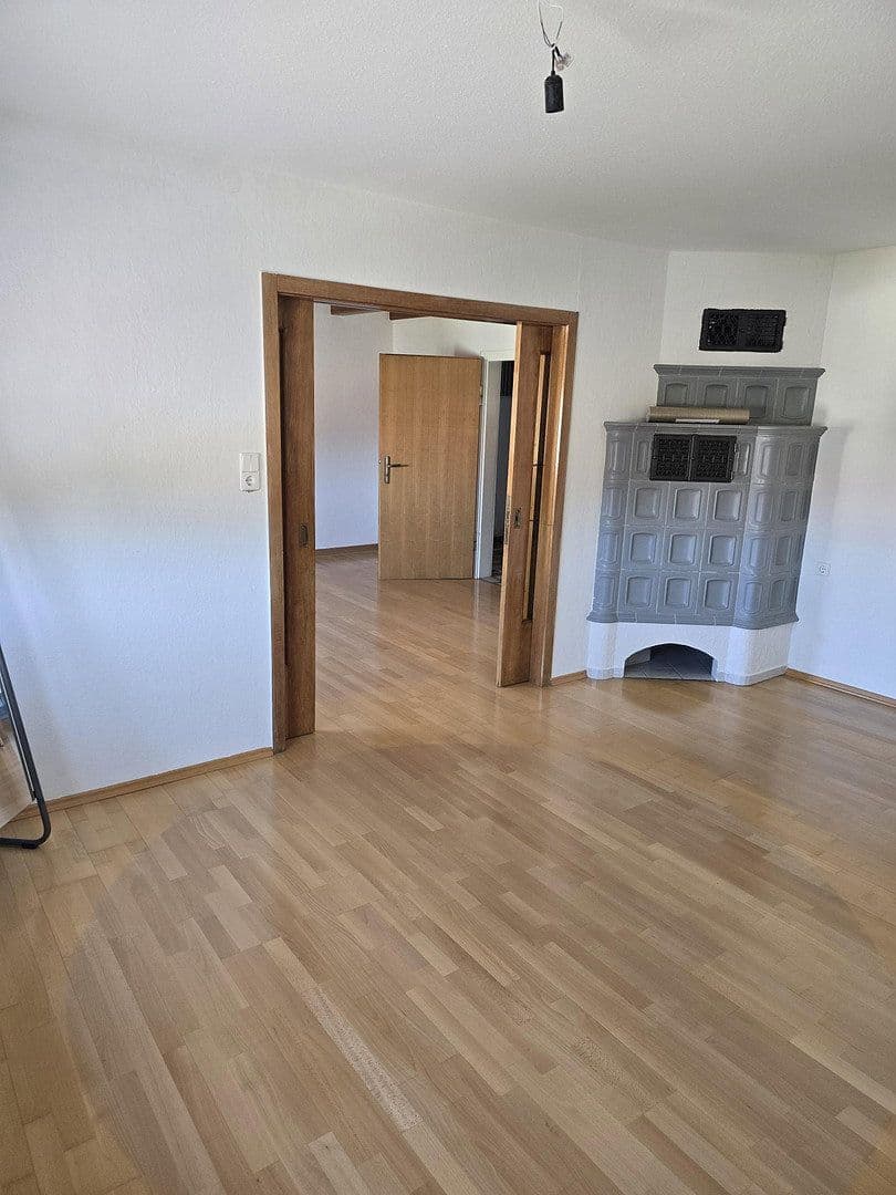 Pronájem bytu 6+1 140 m², Wehingen, Bádensko-Württembersko Pronájem bytu 6+1 140 m², Wehingen, Bádensko-Württembersko