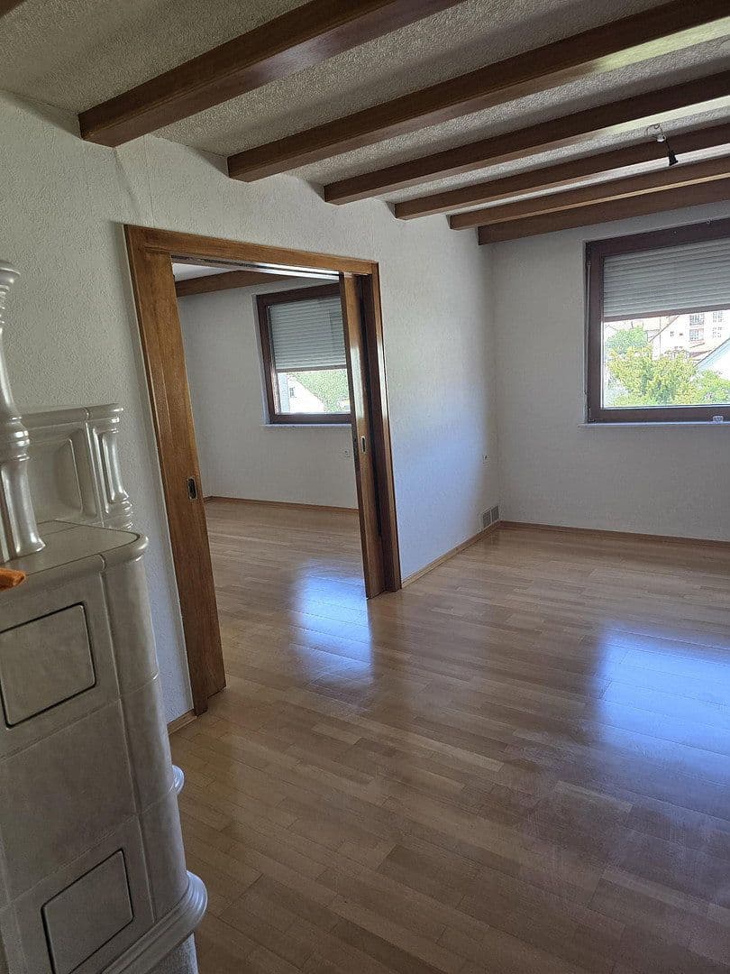 Pronájem bytu 6+1 140 m², Wehingen, Bádensko-Württembersko Pronájem bytu 6+1 140 m², Wehingen, Bádensko-Württembersko