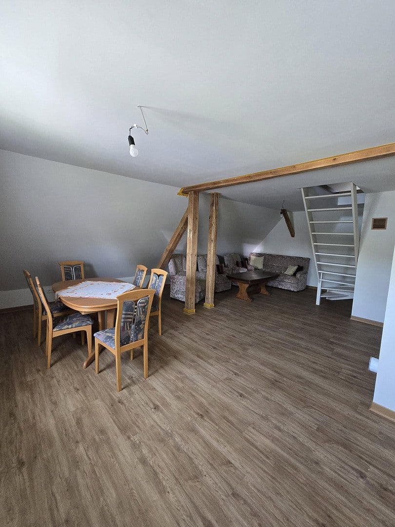Pronájem bytu 6+1 140 m², Wehingen, Bádensko-Württembersko Pronájem bytu 6+1 140 m², Wehingen, Bádensko-Württembersko