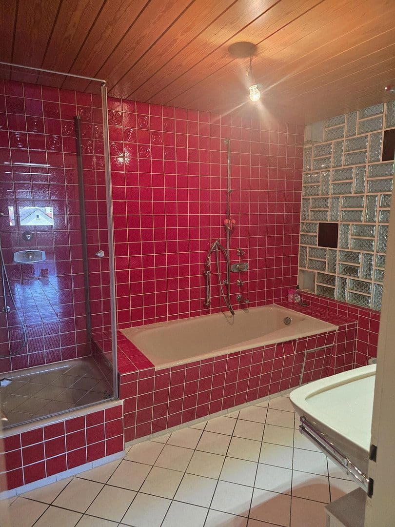 Pronájem bytu 6+1 140 m², Wehingen, Bádensko-Württembersko Pronájem bytu 6+1 140 m², Wehingen, Bádensko-Württembersko
