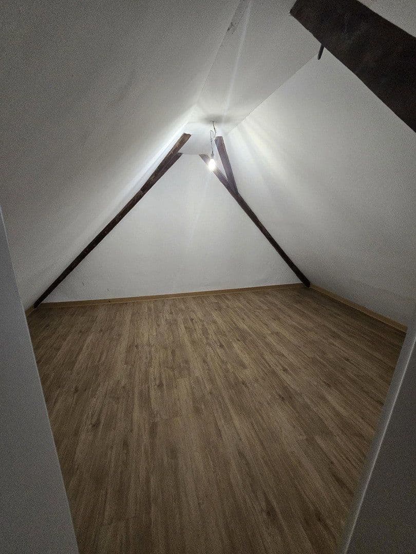 Pronájem bytu 6+1 140 m², Wehingen, Bádensko-Württembersko Pronájem bytu 6+1 140 m², Wehingen, Bádensko-Württembersko