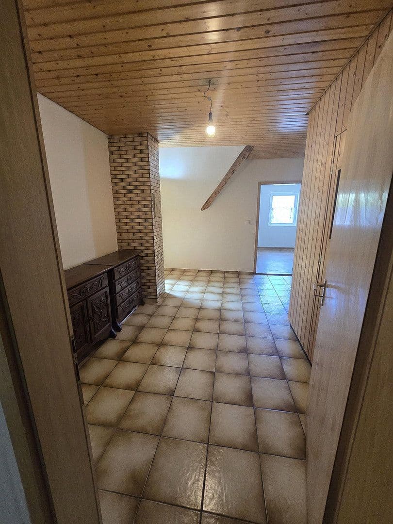 Pronájem bytu 6+1 140 m², Wehingen, Bádensko-Württembersko Pronájem bytu 6+1 140 m², Wehingen, Bádensko-Württembersko