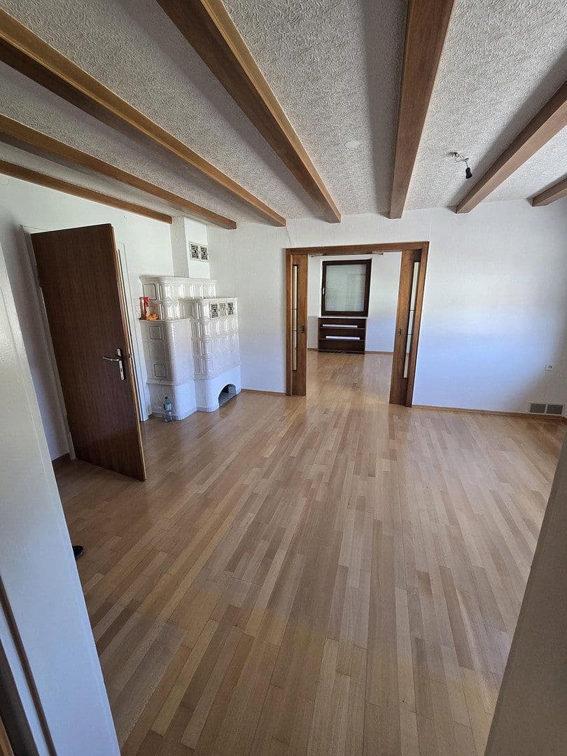 Pronájem bytu 6+1 140 m², Wehingen, Bádensko-Württembersko Pronájem bytu 6+1 140 m², Wehingen, Bádensko-Württembersko