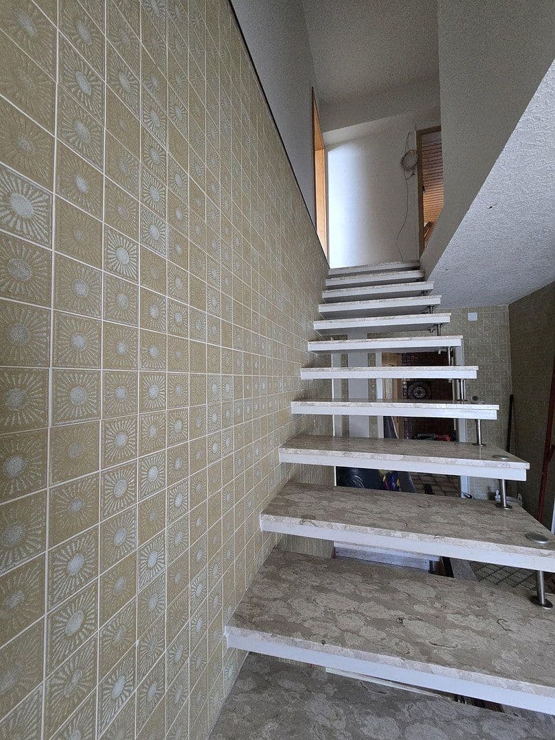 Pronájem bytu 6+1 140 m², Wehingen, Bádensko-Württembersko Pronájem bytu 6+1 140 m², Wehingen, Bádensko-Württembersko