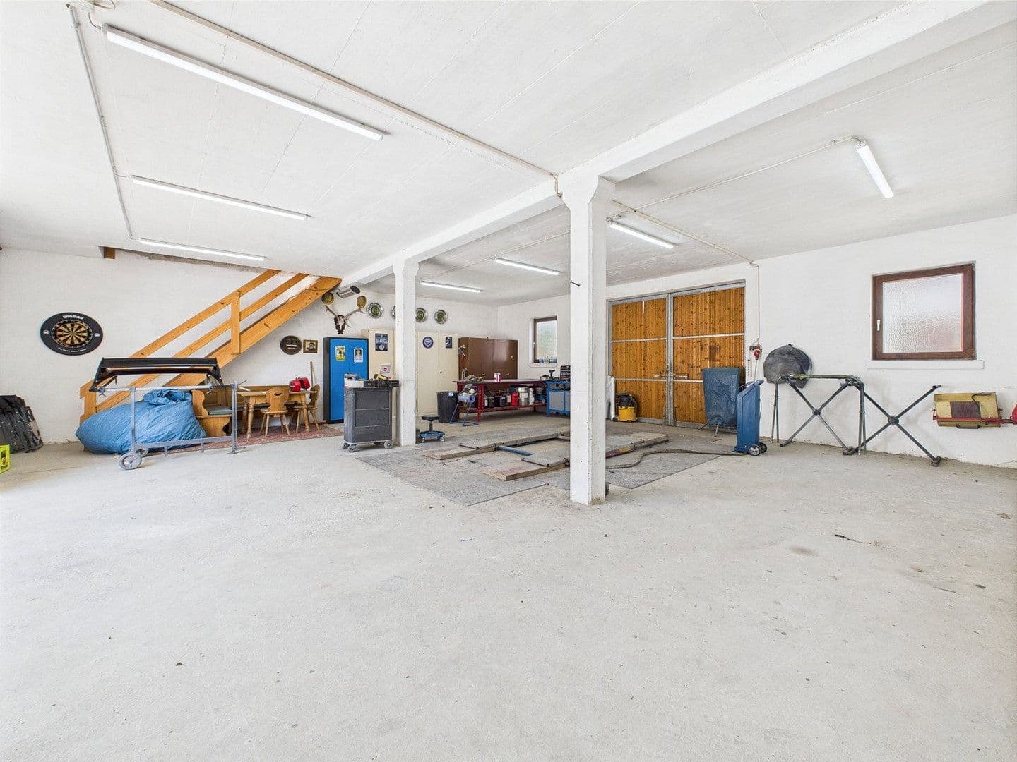 Prodej domu 265 m², pozemek 4.609 m², Frontenhausen, Bavorsko Prodej domu 265 m², pozemek 4.609 m², Frontenhausen, Bavorsko