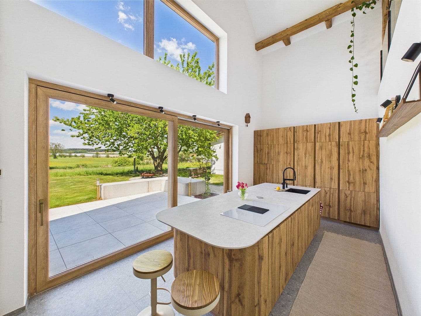 Prodej domu 265 m², pozemek 4.609 m², Frontenhausen, Bavorsko Prodej domu 265 m², pozemek 4.609 m², Frontenhausen, Bavorsko