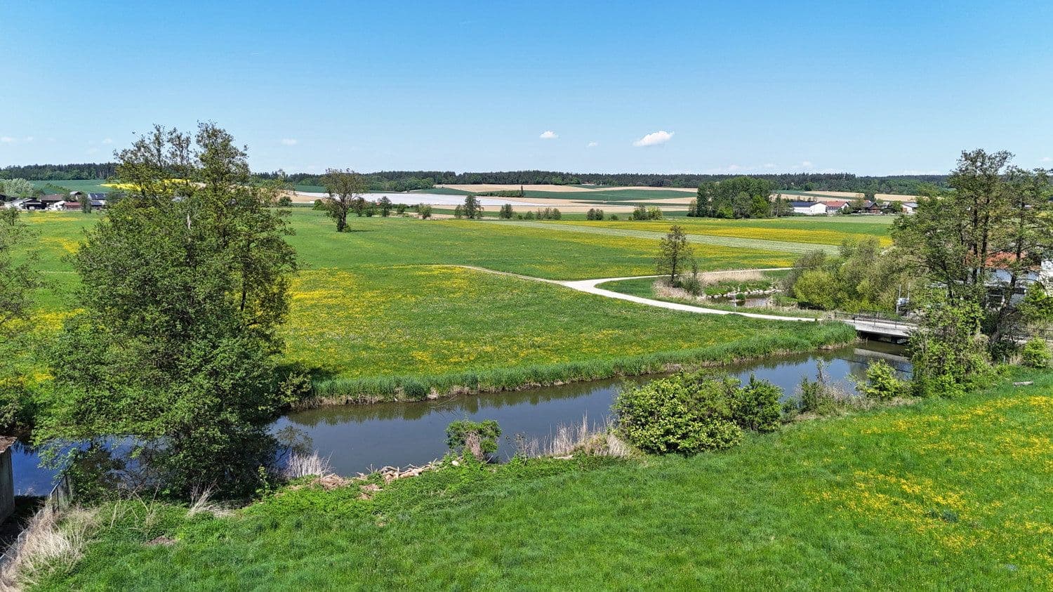 Prodej domu 265 m², pozemek 4.609 m², Frontenhausen, Bavorsko Prodej domu 265 m², pozemek 4.609 m², Frontenhausen, Bavorsko