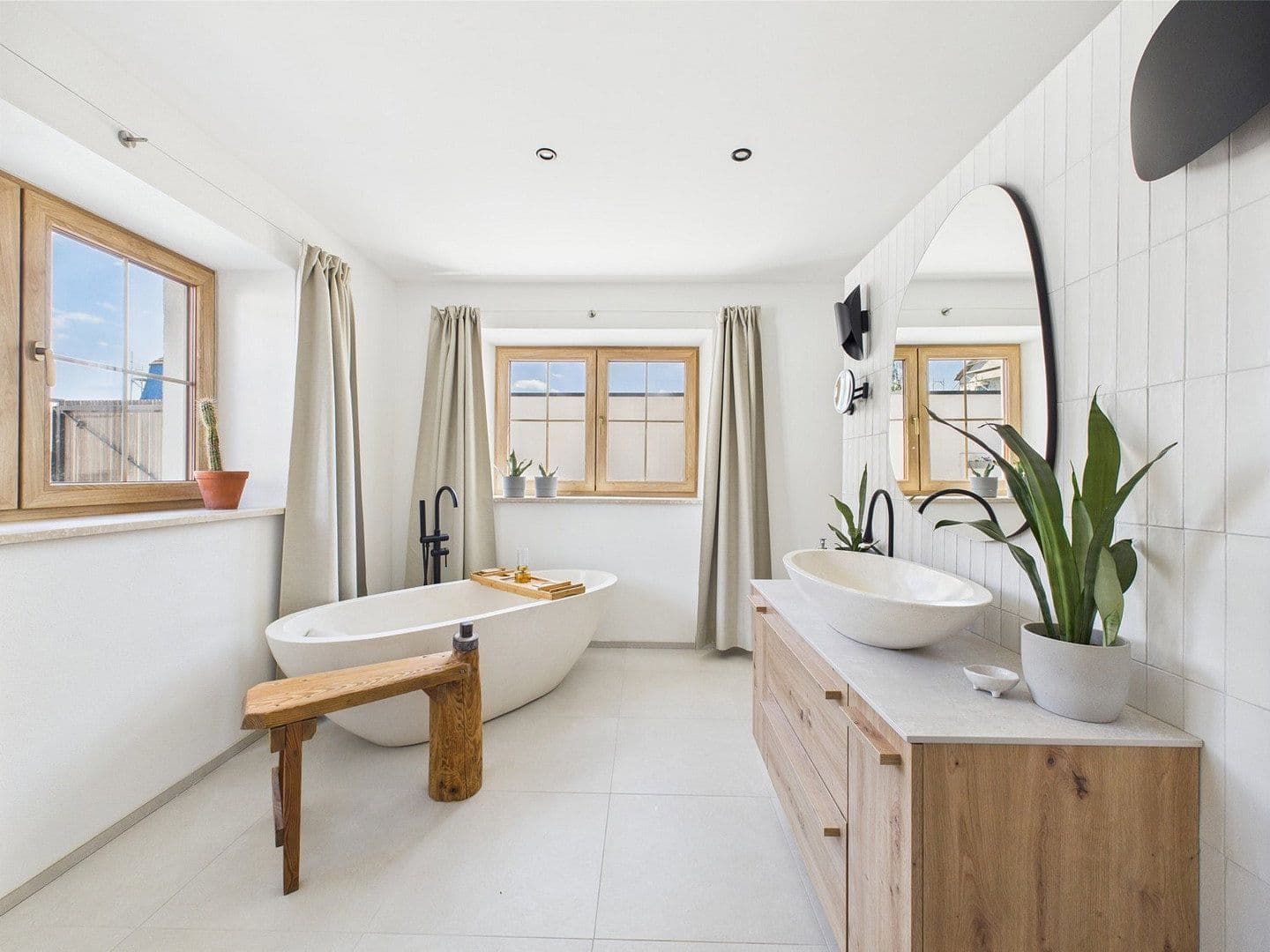 Prodej domu 265 m², pozemek 4.609 m², Frontenhausen, Bavorsko Prodej domu 265 m², pozemek 4.609 m², Frontenhausen, Bavorsko