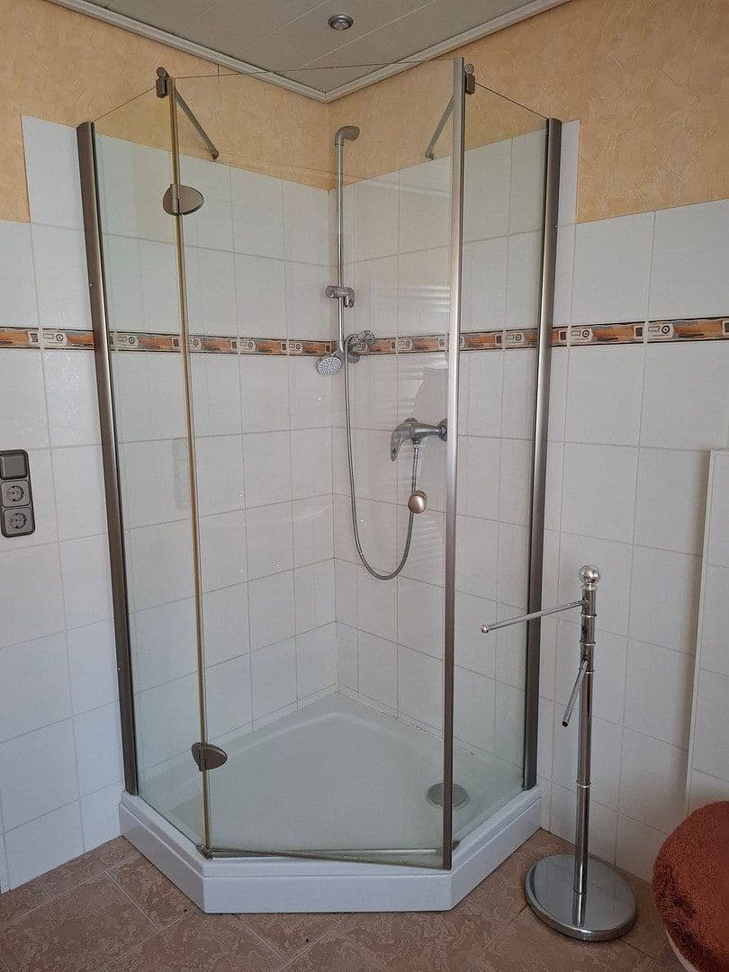 Prodej domu 195 m², pozemek 976 m², Heringen (Werra), Hessen Prodej domu 195 m², pozemek 976 m², Heringen (Werra), Hessen