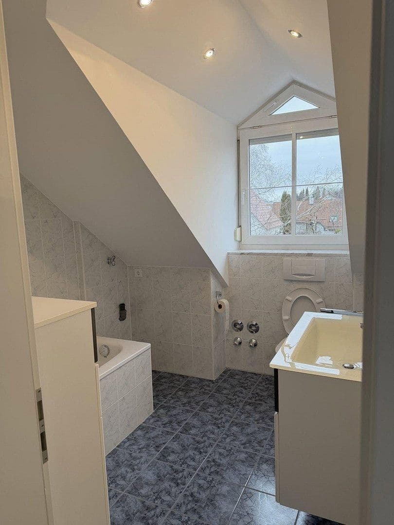 Prodej bytu 2+1 60 m², Germering, Bavorsko Prodej bytu 2+1 60 m², Germering, Bavorsko