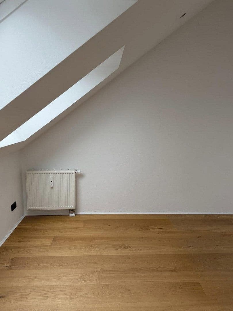 Prodej bytu 2+1 60 m², Germering, Bavorsko Prodej bytu 2+1 60 m², Germering, Bavorsko
