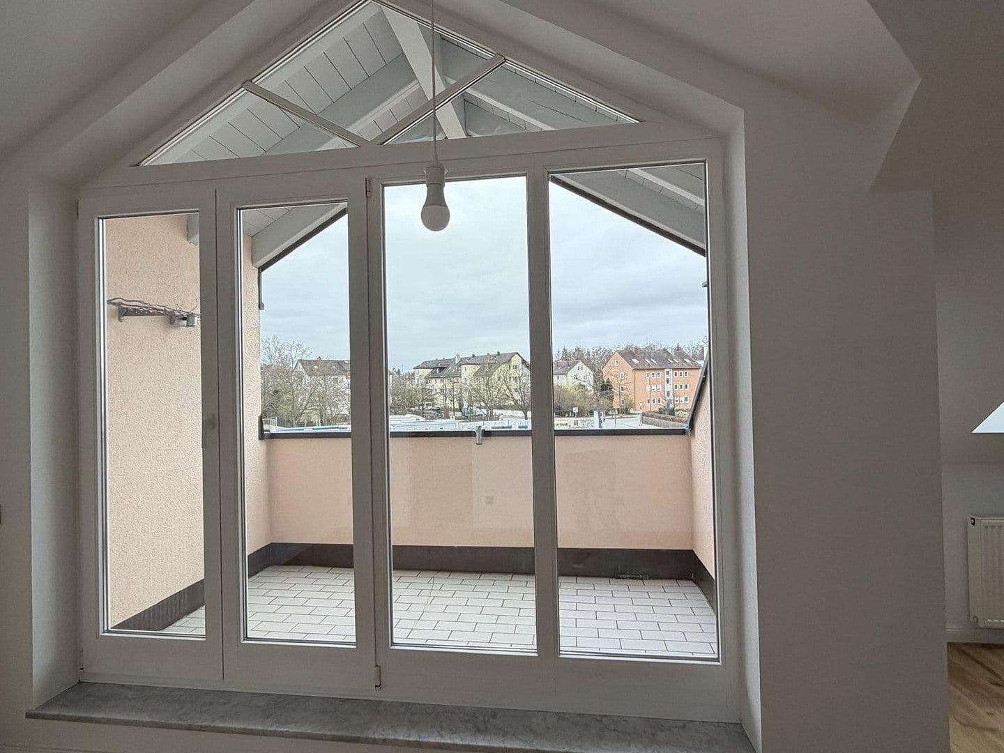 Prodej bytu 2+1 60 m², Germering, Bavorsko Prodej bytu 2+1 60 m², Germering, Bavorsko