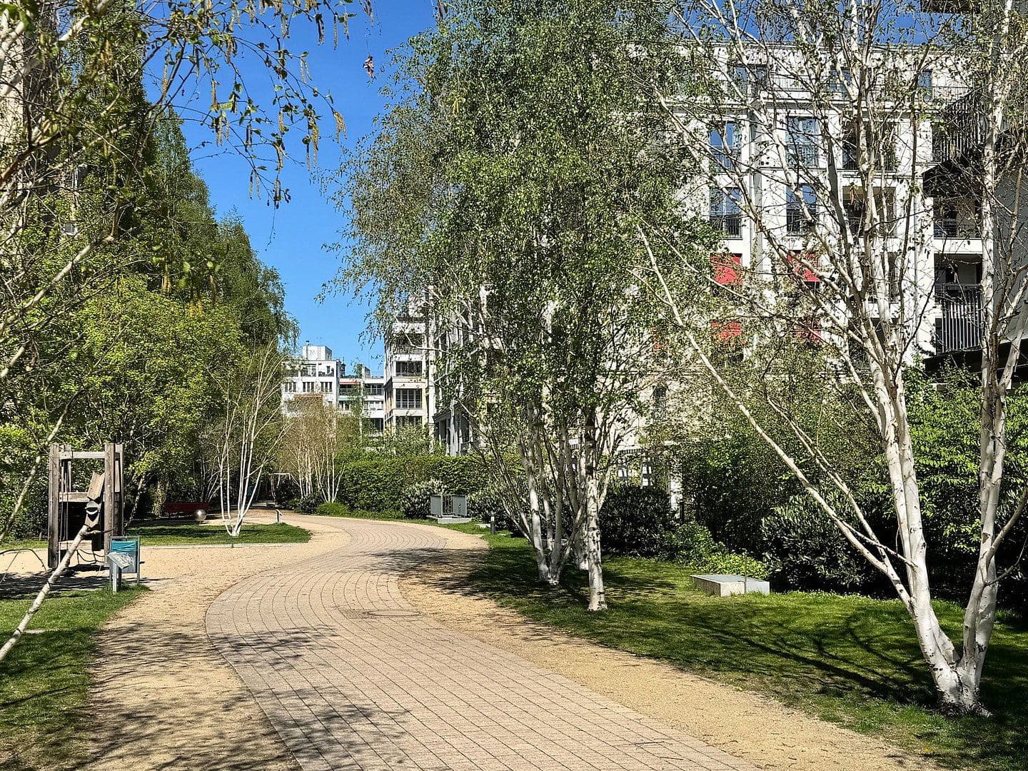 Prodej bytu 4+1 141 m², Düsseldorfer Straße 28, Berlin, Berlín Prodej bytu 4+1 141 m², Düsseldorfer Straße 28, Berlin, Berlín