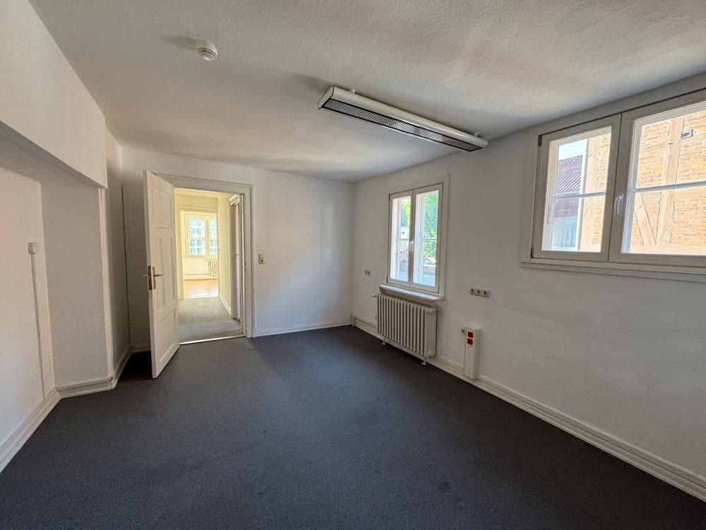 Pronájem kanceláře 31 m², Am Berge 35, Lüneburg, Dolní Sasko Pronájem kanceláře 31 m², Am Berge 35, Lüneburg, Dolní Sasko
