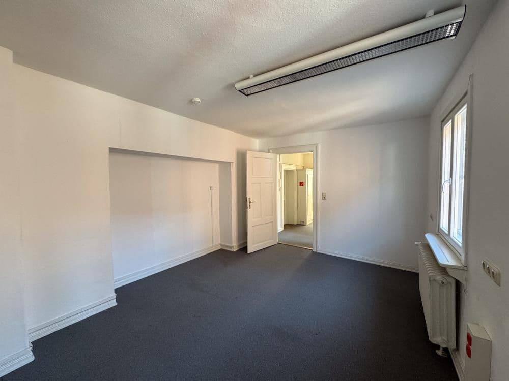 Pronájem kanceláře 31 m², Am Berge 35, Lüneburg, Dolní Sasko Pronájem kanceláře 31 m², Am Berge 35, Lüneburg, Dolní Sasko