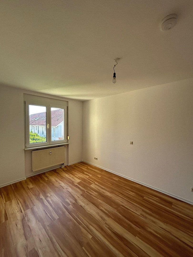 Pronájem bytu 2+1 50 m², Helga-Barth-Straße 7, Bretten, Bádensko-Württembersko Pronájem bytu 2+1 50 m², Helga-Barth-Straße 7, Bretten, Bádensko-Württembersko