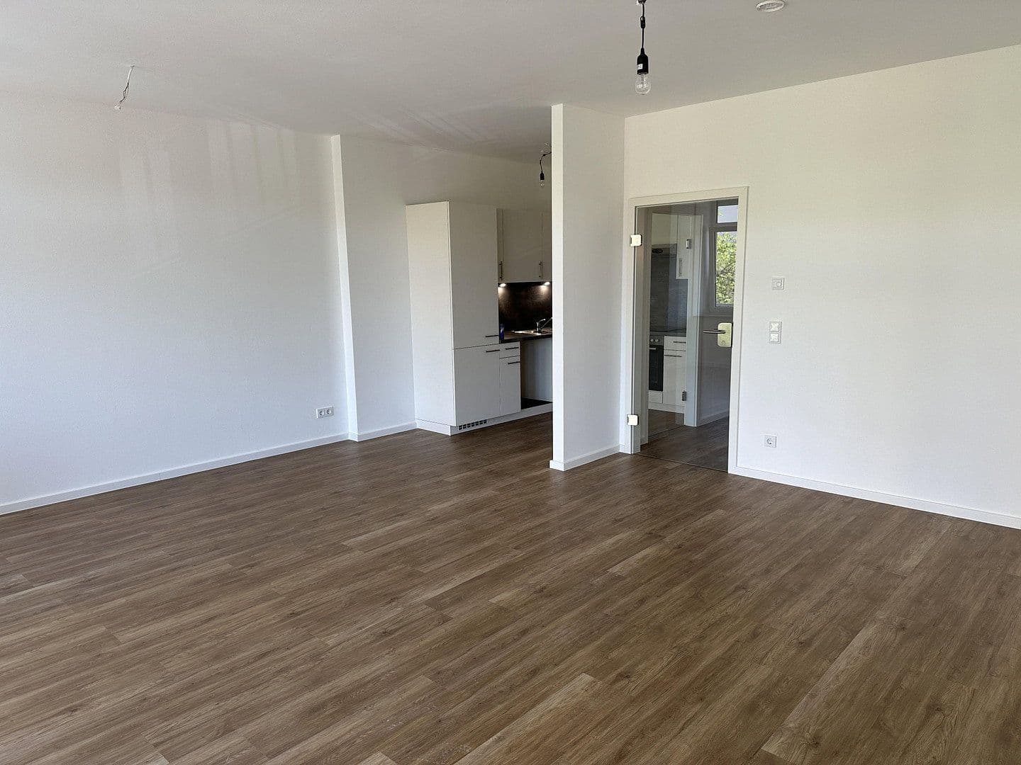 Pronájem bytu 3+1 82 m², Nymphenburger Straße 166, München, Bavorsko Pronájem bytu 3+1 82 m², Nymphenburger Straße 166, München, Bavorsko