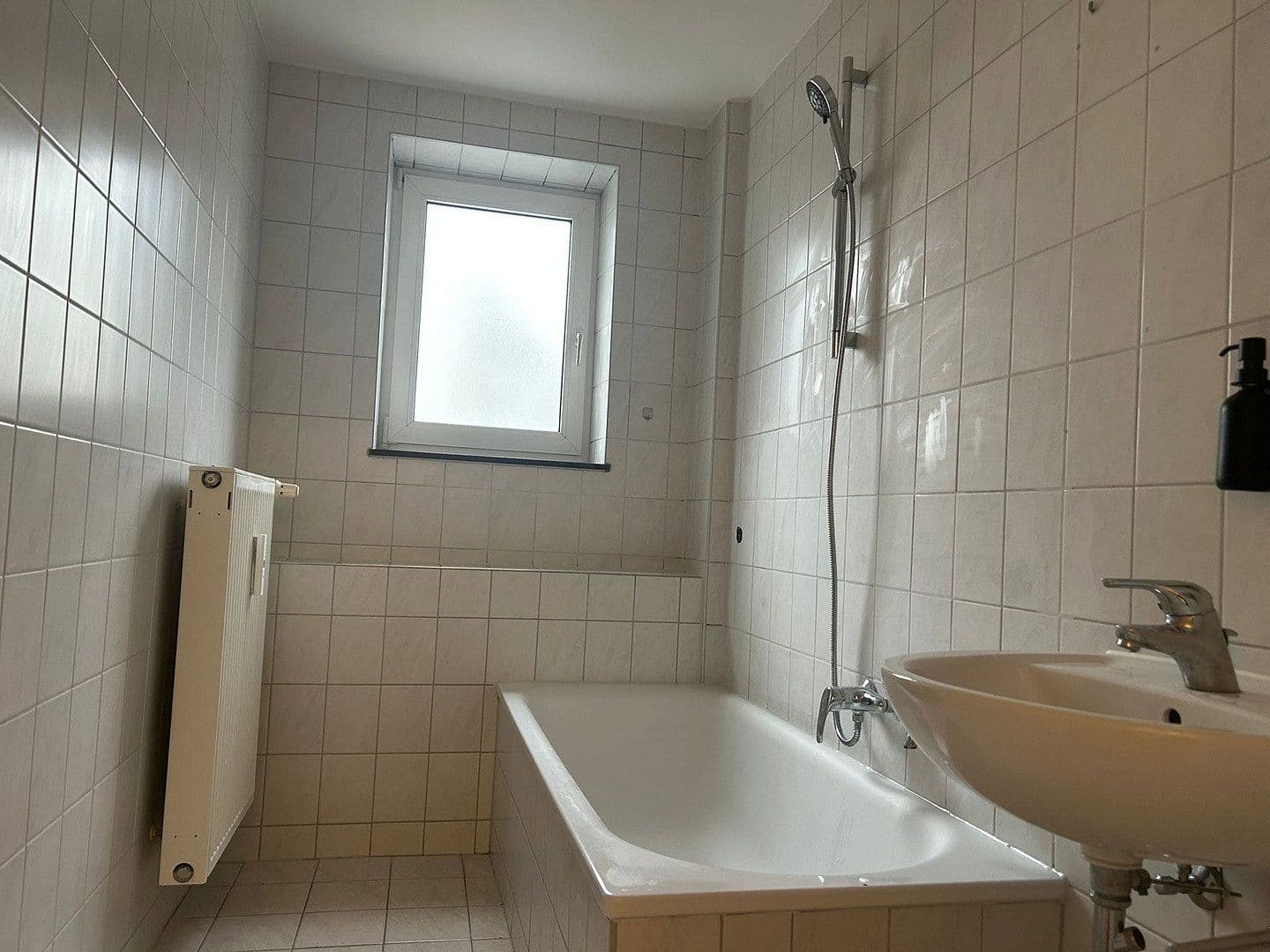 Pronájem bytu 4+1 75 m², Gmunder Straße 28, München, Bavorsko Pronájem bytu 4+1 75 m², Gmunder Straße 28, München, Bavorsko