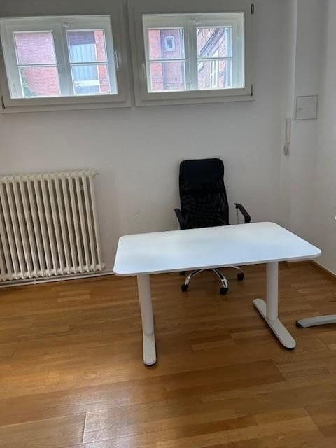 Pronájem kanceláře 25 m², Am Berge 35, Lüneburg, Dolní Sasko Pronájem kanceláře 25 m², Am Berge 35, Lüneburg, Dolní Sasko