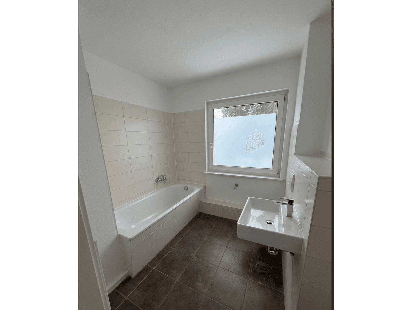 Pronájem bytu 4+kk 78 m², Neukieritzsch, Sasko Pronájem bytu 4+kk 78 m², Neukieritzsch, Sasko