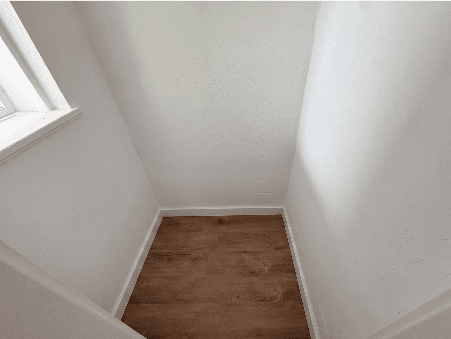 Pronájem bytu 4+kk 78 m², Neukieritzsch, Sasko Pronájem bytu 4+kk 78 m², Neukieritzsch, Sasko