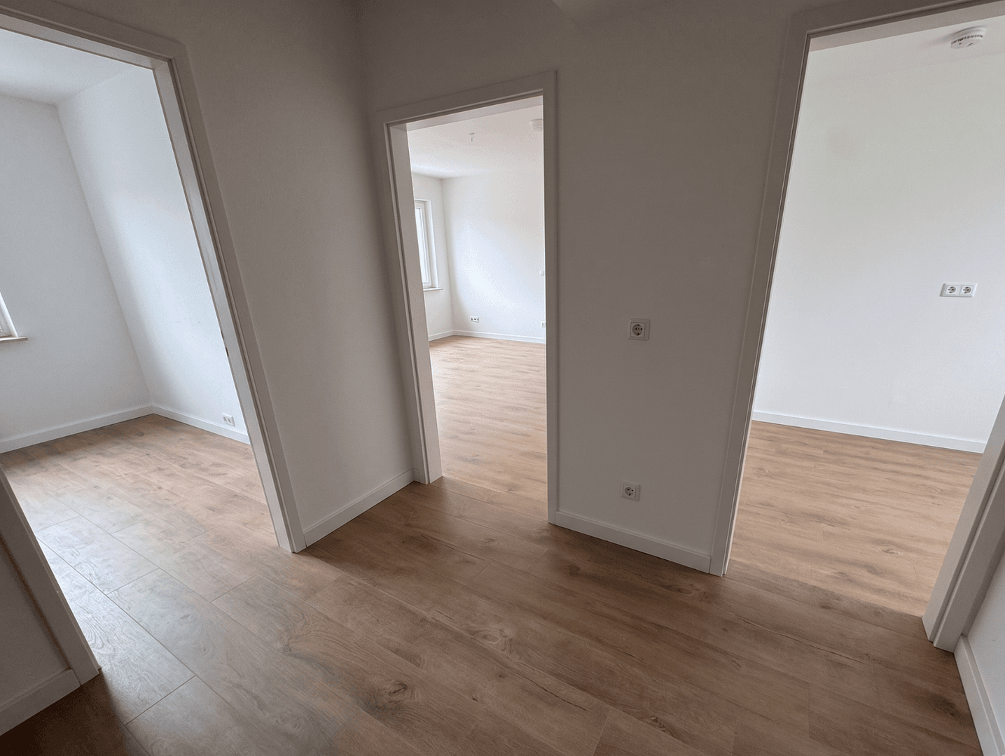 Pronájem bytu 4+kk 78 m², Neukieritzsch, Sasko Pronájem bytu 4+kk 78 m², Neukieritzsch, Sasko