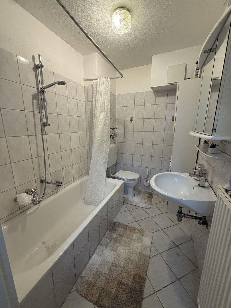 Prodej bytu 2+1 50 m², Mühlheimerstraße 37, Mühlheim am Main, Hessen Prodej bytu 2+1 50 m², Mühlheimerstraße 37, Mühlheim am Main, Hessen