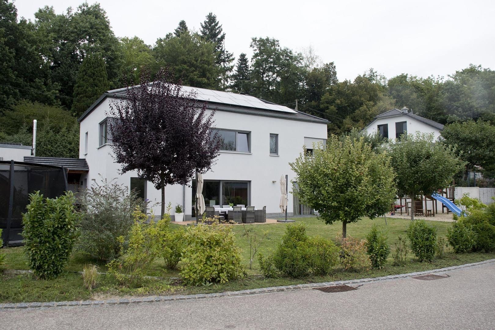 Pronájem domu 200 m², pozemek 900 m², Gablingen, Bavorsko Pronájem domu 200 m², pozemek 900 m², Gablingen, Bavorsko