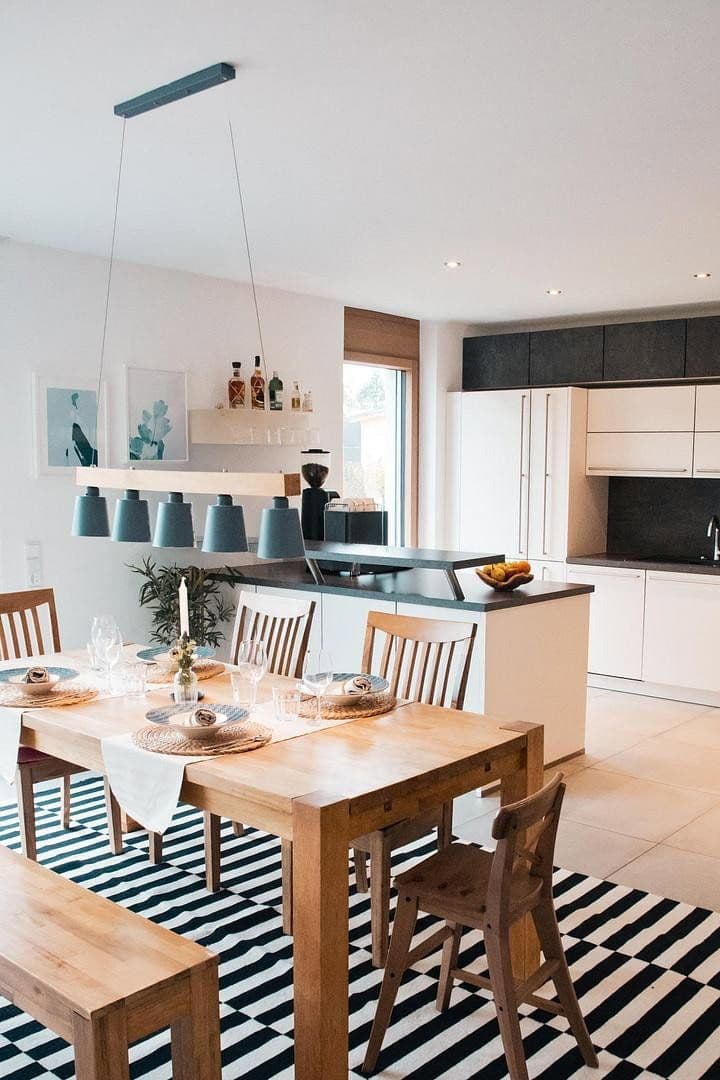 Pronájem domu 200 m², pozemek 900 m², Gablingen, Bavorsko Pronájem domu 200 m², pozemek 900 m², Gablingen, Bavorsko