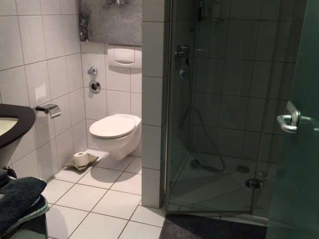Pronájem bytu 3+1 115 m², Holzer Weg 41c, Leverkusen, Severní Porýní-Vestfálsko Pronájem bytu 3+1 115 m², Holzer Weg 41c, Leverkusen, Severní Porýní-Vestfálsko
