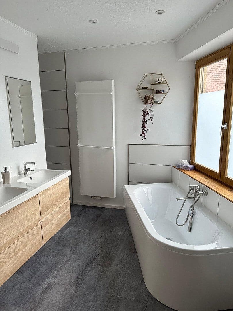 Prodej domu 140 m², pozemek 400 m², Böhl-Iggelheim, Porýní-Falc Prodej domu 140 m², pozemek 400 m², Böhl-Iggelheim, Porýní-Falc